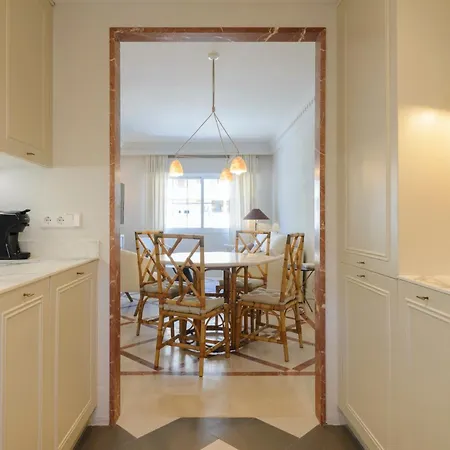 Stylish Refurbished Puerto Banus Area